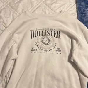 Hollister cropped crewneck